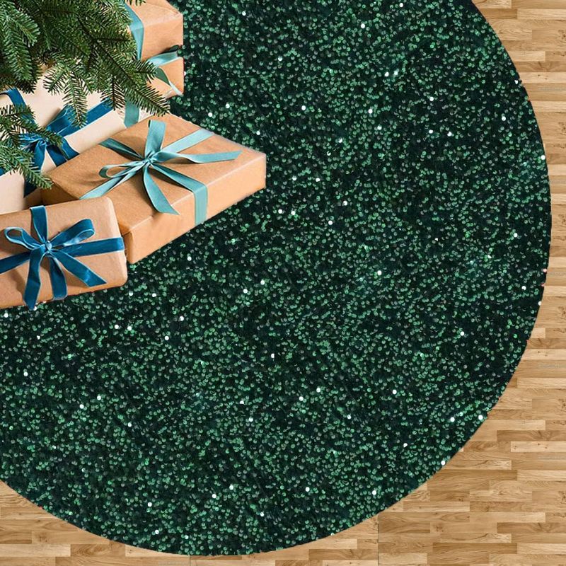 Photo 1 of 46 Inches Emerald Green Sequin Christmas Tree Skirt Sparkle Tree Mat Christmas Decorations Xmas Ornaments Round Sequined Tree Skirts Glitter Tree Skirts Cover for Merry Christmas Party Decor