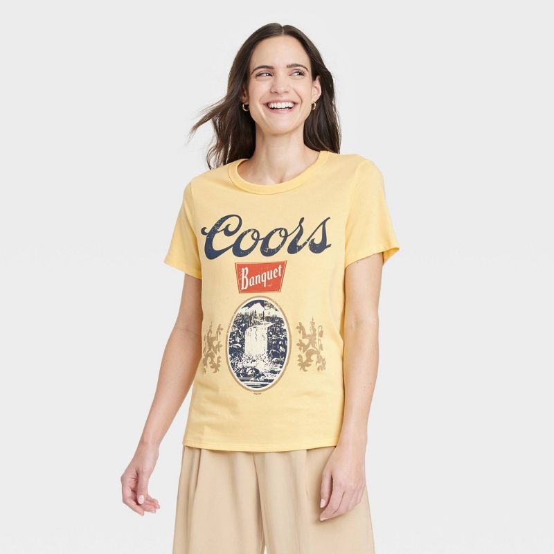 Photo 1 of Large 2 Pcs Women's Clothing Women's Coors Banquet Short Sleeve Graphic T-Shirt - Yellow & Monte Carlo Racing Sweater 