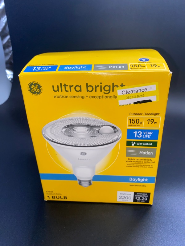 Photo 2 of GE 14W Ultra Bright Daylight LED Medium Base Light Bulb