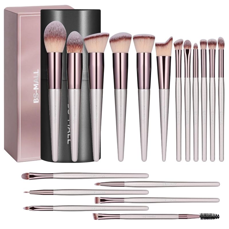 Photo 1 of BS-MALL Makeup Brush Set 18 Pcs Premium Synthetic Foundation Powder Concealers Eye shadows Blush Makeup Brushes with black case
