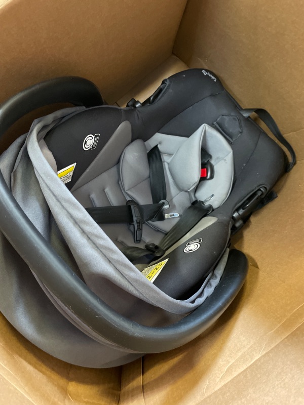 Photo 1 of Safety 1st Grow and Go All-in-One Convertible Car Seat, Rear-facing 5-40 pounds, Forward-facing 22-65 pounds, and Belt-positioning booster 40-100 pounds, Carbon Wave Carbon Wave Original