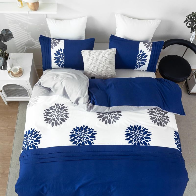 Photo 1 of ORTIGIA Blue Dahlia Tufed Duvet Cover Set Queen Size,Boho Embroidery flower Duvet Cover Set Soft Washed Microfiber 1 Duvet Cover (90"x90") with 2 Pillow Shams(20"x 26") 3 Pcs Farmhouse Comforter Cover
