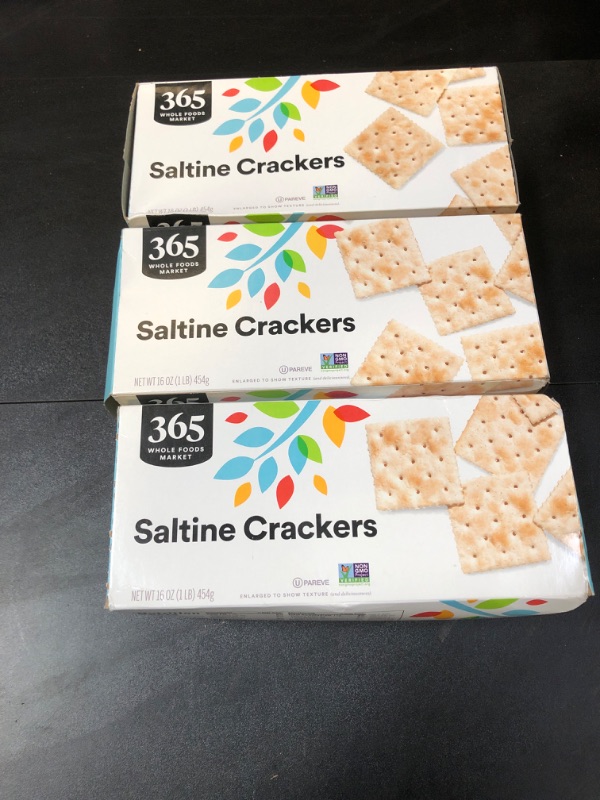 Photo 2 of 365 by Whole Foods Market, Salted Saltine Crackers, 16 Ounce Salted 1 Pound (Pack of 3)
EXP MAY 29 2024