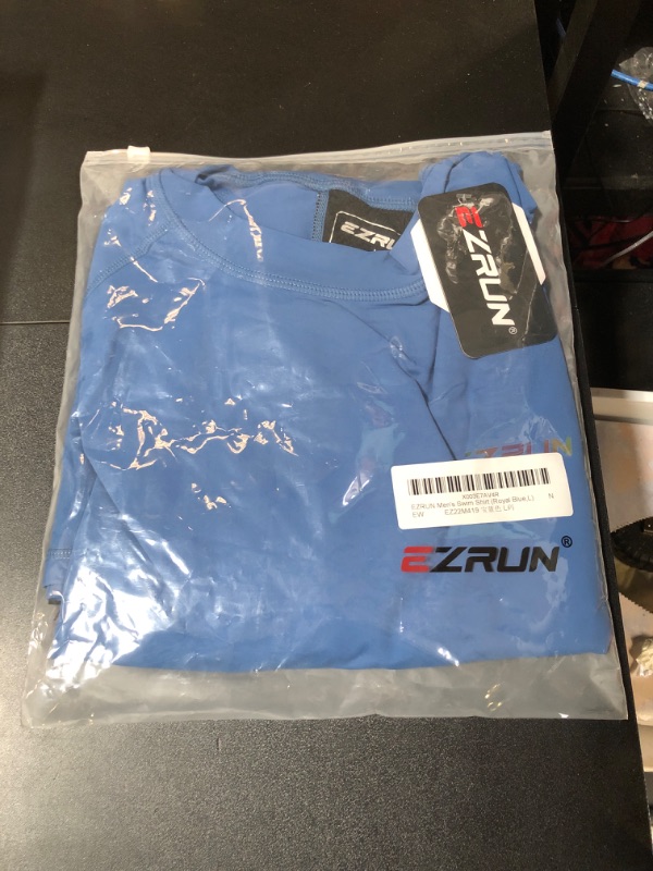 Photo 1 of MENS SWIM SHORT
SIZE LARGE (ROYAL BLUE)