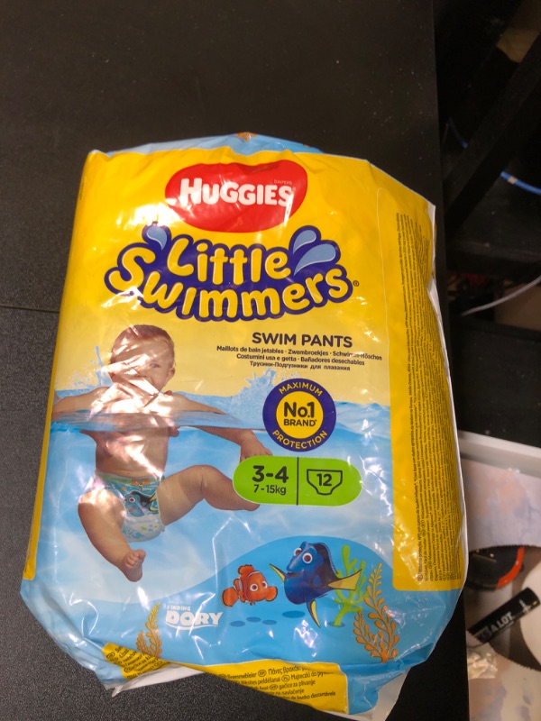 Photo 2 of Huggies Little Swimmers Disposable Swim Diapers, 12-Count
SIZE 3-4 7-15KG