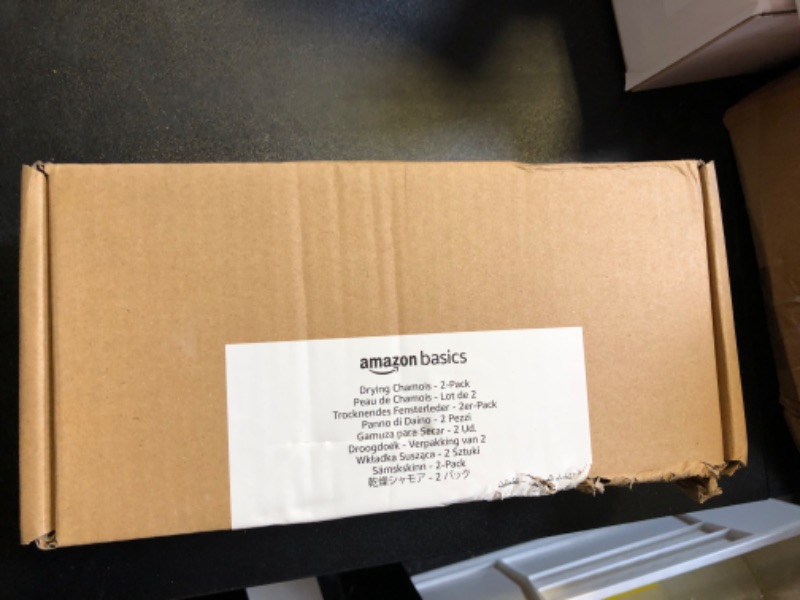 Photo 2 of Amazon Basics Drying Synthetic Chamois, 26" x 17", 2 Pack, Yellow