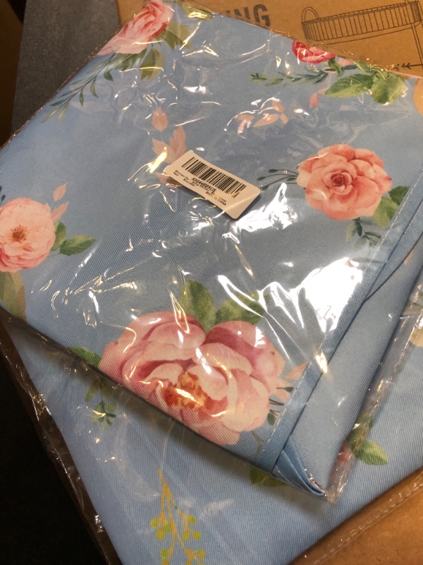 Photo 2 of Mothers Day Apron Spring Flower Cooking Aprons for Women Aprons for Mothers Day Gift for Mom Women Wife Grandma Spring Mothers Day Dinner Garden Party Cooking Cleaning
 