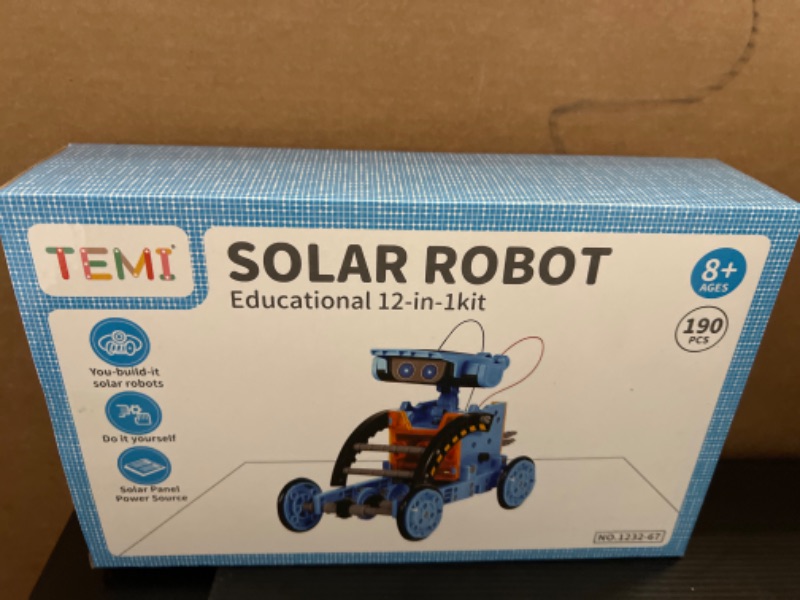 Photo 2 of TEMI STEM Solar Project Toys 12-in-1, 190 Pieces Solar and Cell Powered 2 in 1, Educational DIY Kit Science Building Set Gifts for Kids Aged 8+ 1232-67