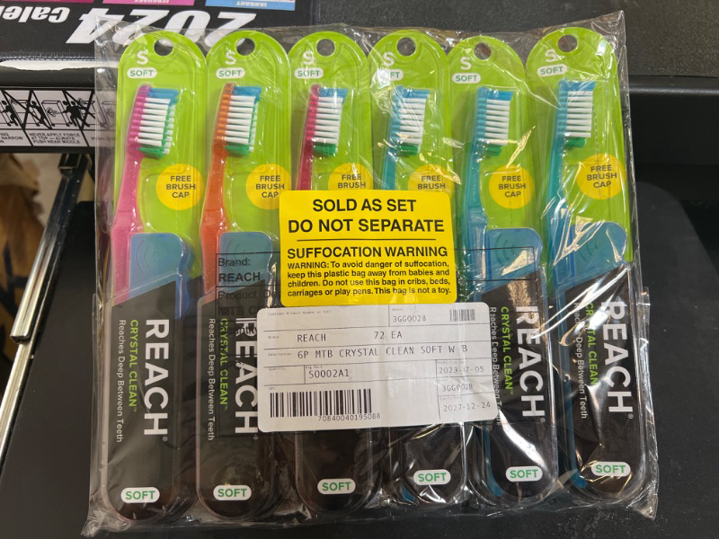 Photo 1 of Reach Crystal Clean Soft Adult Toothbrush (Pack of 6)