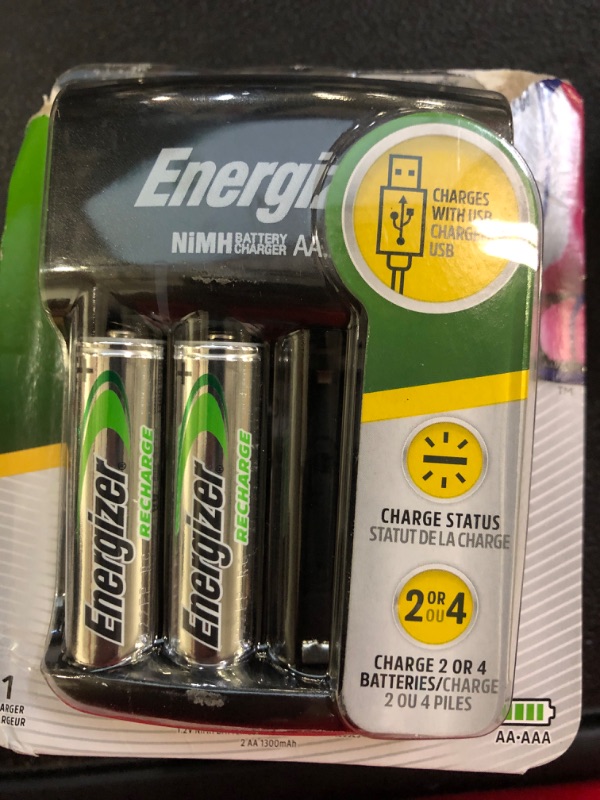 Photo 2 of Energizer 2 Battery Black Battery Charger