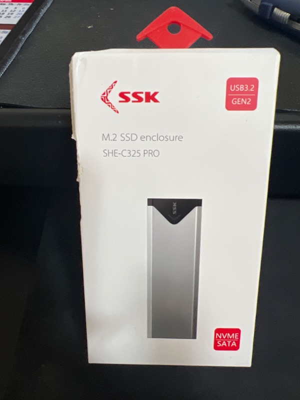 Photo 2 of SSK Aluminum M.2 NVME SSD Enclosure Adapter, USB 3.1 Gen 2 (10 Gbps) to NVME PCI-E M-Key Solid State Drive External Enclosure (Fits only NVMe PCIe 2242/2260/2280)