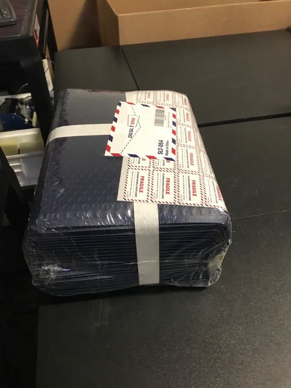 Photo 2 of 12x9" Side-Opening Navy Bubble Mailers (25-Pack)