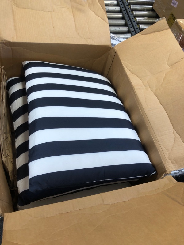 Photo 1 of 15"x18" Pillows, Pack of 4