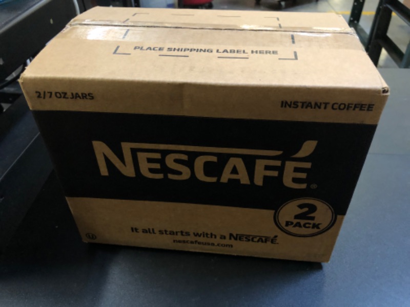 Photo 2 of (2 pack) Nescafé Clasico Decaf Dark Roast Instant Coffee, 7 oz (BB MAR 2026)
