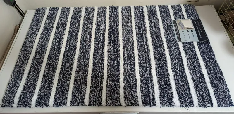 Photo 3 of Mineral Spring Luxury Fashion Bathmat 24" X 36" Navy