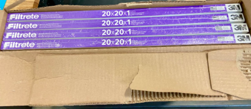 Photo 3 of 3M Filtrete, 2002, 1500 Ultra Allergen Reduction Air Filter, 20x20x1, Original.
Box of Four 