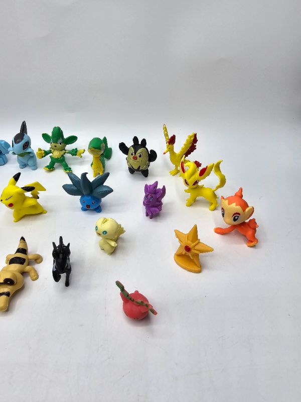 Photo 5 of 23 Pc Miniature Vintage Pokémon Figurines 