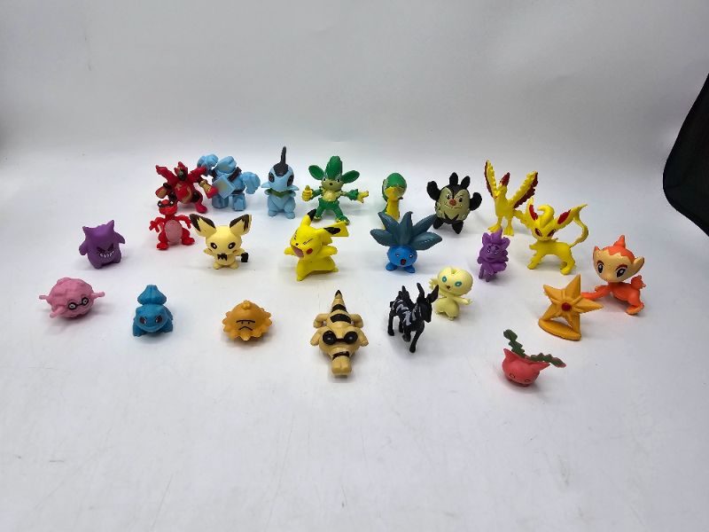 Photo 2 of 23 Pc Miniature Vintage Pokémon Figurines 