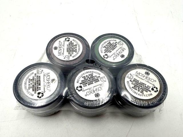 Photo 2 of 5 Pack of Mineral Eyeshadow Powder Variety Color