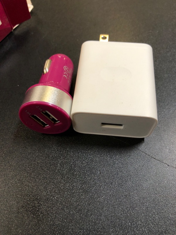 Photo 1 of Dual USB Car Charger 