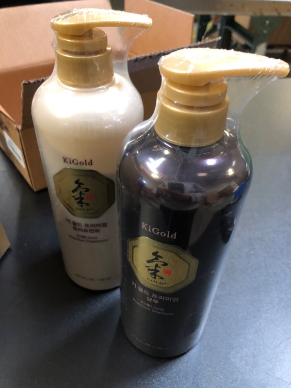 Photo 2 of Daeng Gi Meo Ri - Ki Gold Premium Shampoo and Treatment Set, Promotes Healthy Hair Growth, Scalp Stimulant, Prevents Hair Loss, 26.3 FL OZ Each