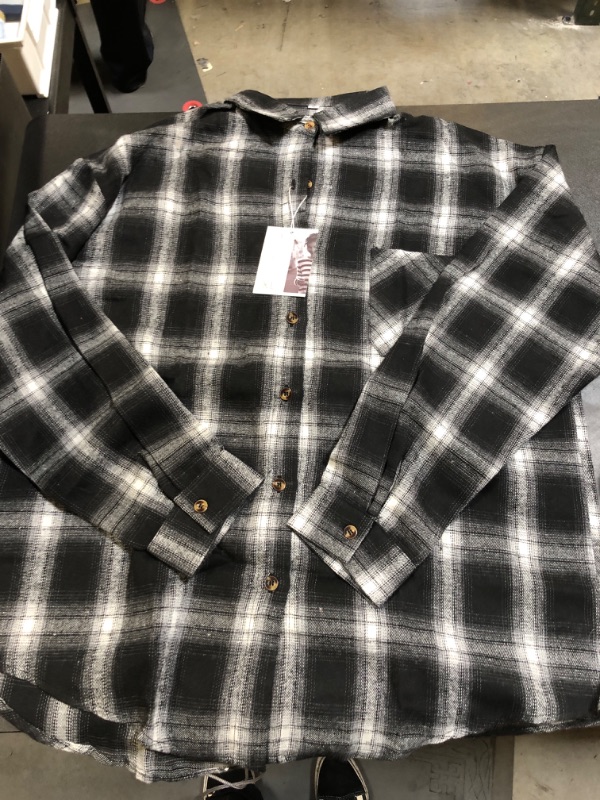 Photo 1 of Flannel XL