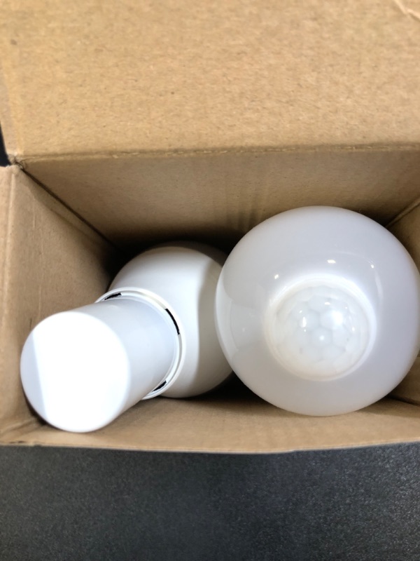 Photo 2 of USEFULTEK LED Motion Sensor Light Bulbs-PIR Infrared Motion Sensor Outdoor Light Bulbs,Auto on/Off LED Security Smart Bulbs,12W(100W Equivalent),E26 Base,(2 Pack)
