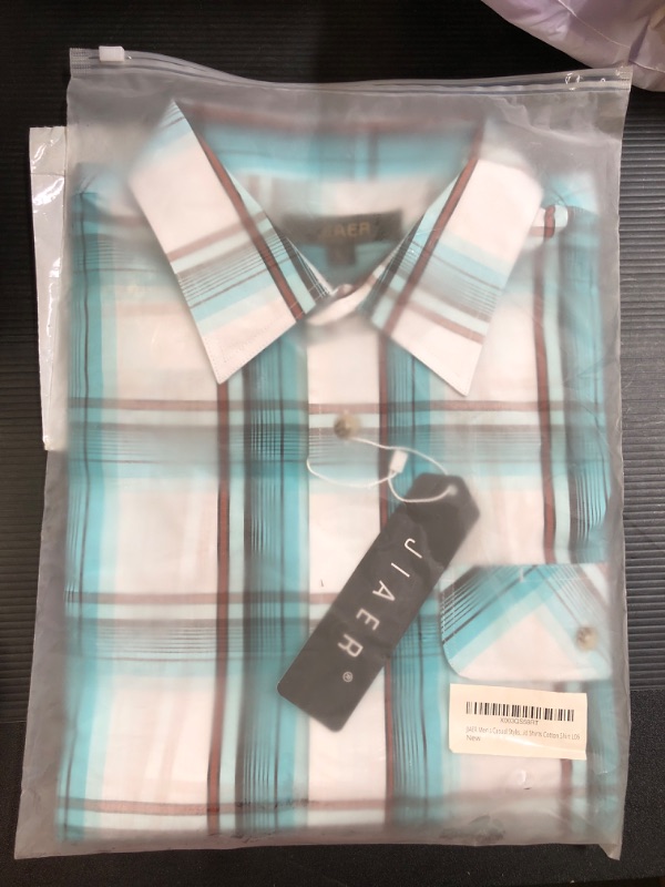 Photo 1 of MEN'S CASUAL SHIRT (SIZE L 