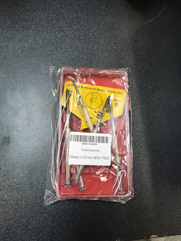 Photo 2 of 6PCS Red Mini Screwdriver Set