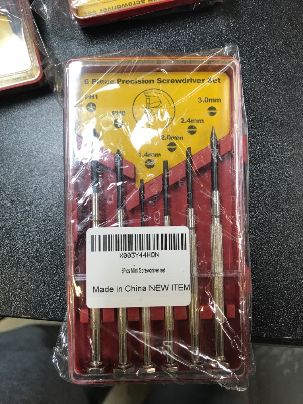 Photo 2 of 6PCS Red Mini Screwdriver Set