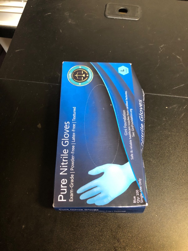 Photo 1 of 100pcs Disposable Nitrile Gloves Powder/Latex Free Size L
