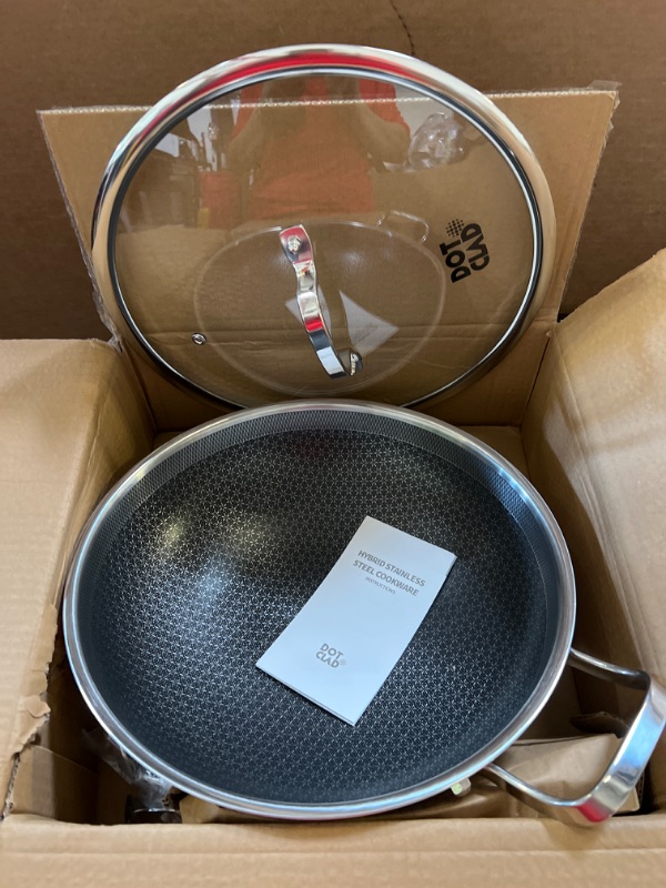 Photo 2 of 13.4 Inch Stainless Steel Wok Pan, Honeycomb Frying Pan Double Sided Screen Honeycomb Wok, Kitchen Stir Cooking Frying Pan with Handle and Micro-Carving Technology