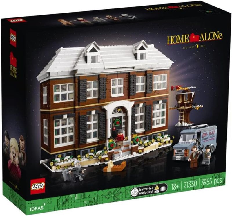 Photo 1 of  Home Alone McCallisters’ House 21330 Building Set for Adults, Movie Collectible Gift Idea with 5 Minifigures
