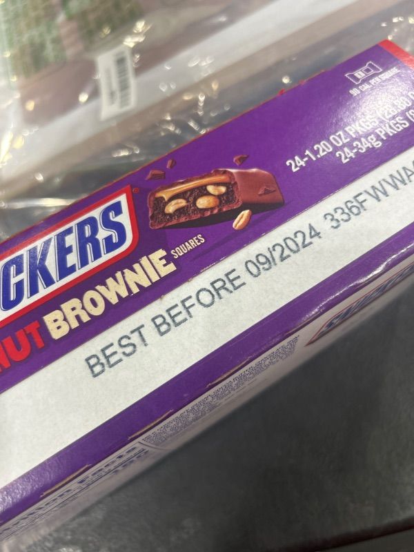 Photo 2 of SNICKERS Peanut Brownie Squares Full Size Chocolate Candy Bar, 1.2 oz (Pack of 24)