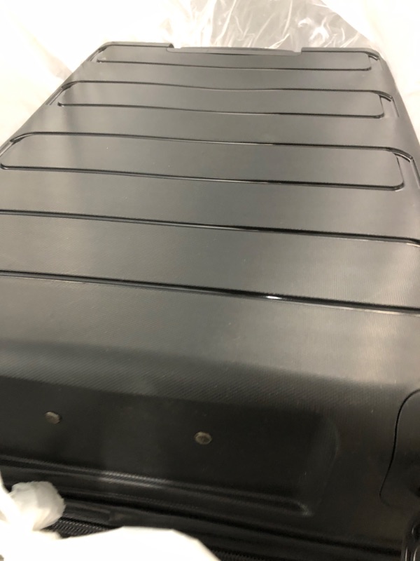 Photo 1 of Traveler's Choice Pagosa Indestructible Hardshell Expandable Spinner Luggage