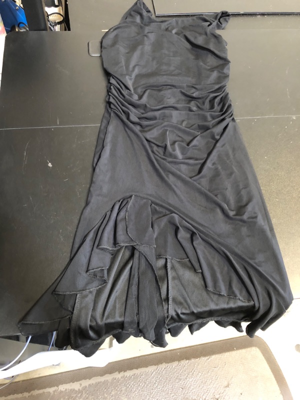 Photo 1 of WOMENS DRESS
SIZE SMALL (BLACK)