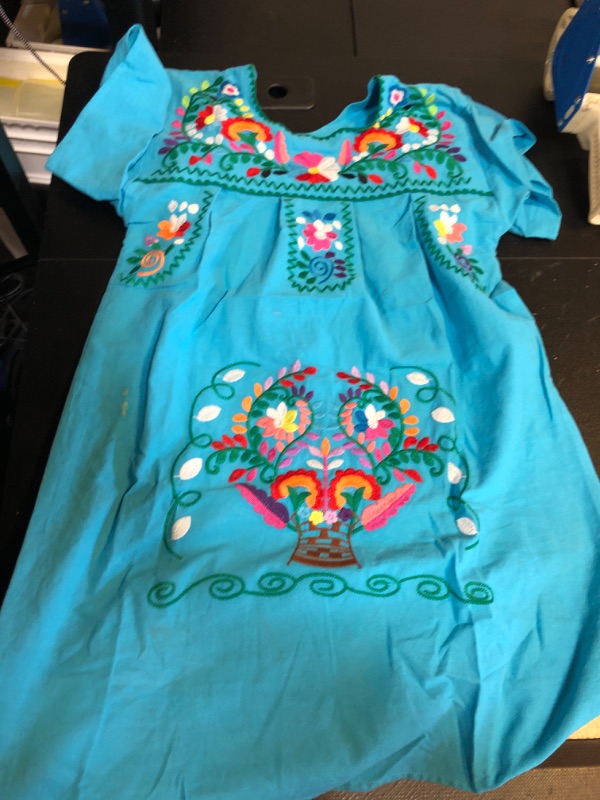 Photo 1 of MEXICAN EMBROIDERED SHIRT
SIZE S/M 
