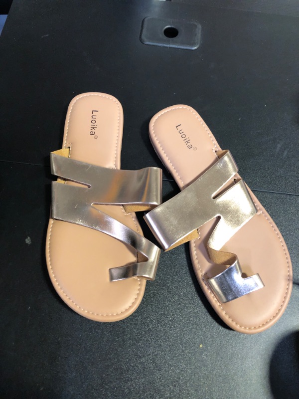 Photo 1 of WOMEN'S SANDALS SIZE 9.5