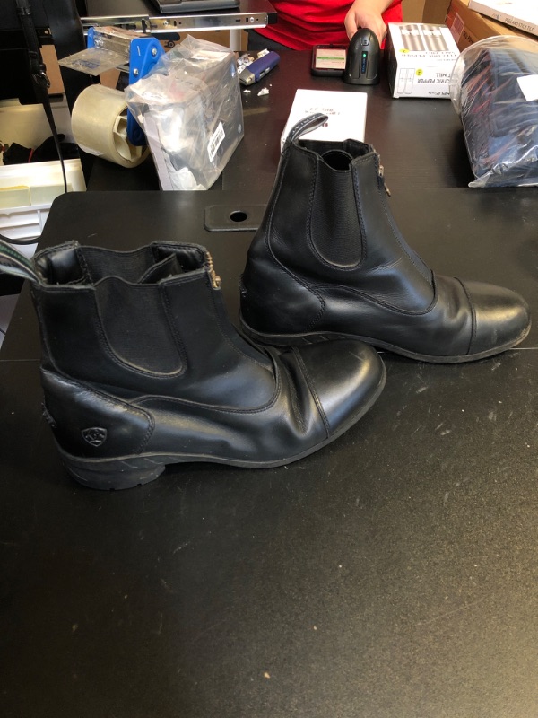Photo 1 of WOMENS PADDOCK BOOTS (USED)
SIZE 9 (BLACK)
