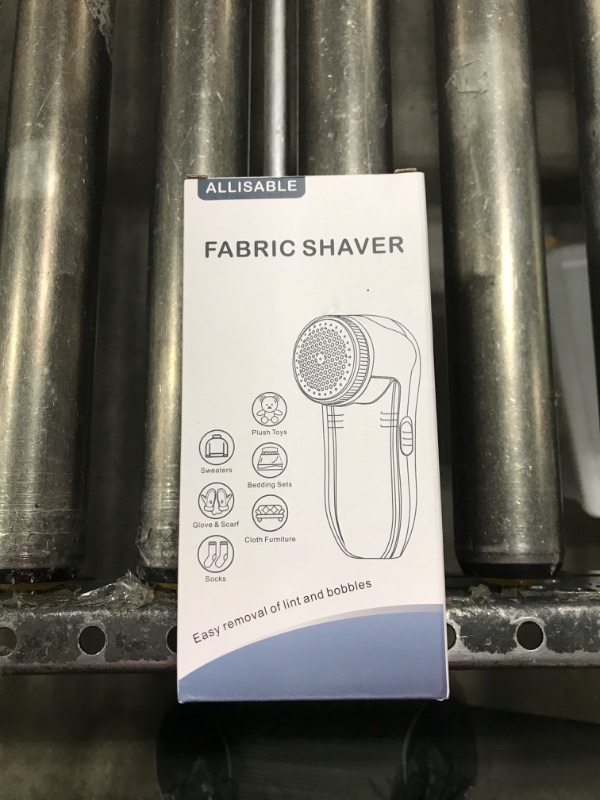 Photo 2 of Fabric Shaver, Fuzz Balls Pills Lint Remover, AC120V Plug and Play 