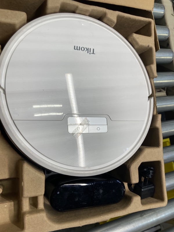 Photo 1 of ***USED** Tikom Robot Vacuum and Mop Combo 2 in 1, 4500Pa Strong Suction, G8000 Pro Robotic Vacuum Cleaner, 150mins Max, Wi-Fi, Self-Charging, Good for Carpet, Hard Floor White