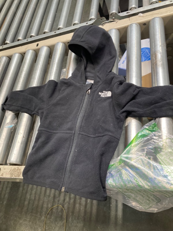 Photo 4 of ****USED*****VERY DIRTY*** THE NORTH FACE Baby Anchor Full-Zip Fleece Jacket - Youth
(18-24 months)