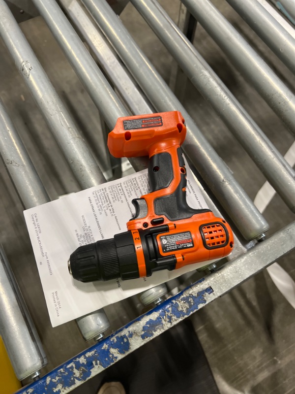 Photo 3 of ***Missing battery***Black & Decker 20V MAX Lithium Drill/Driver