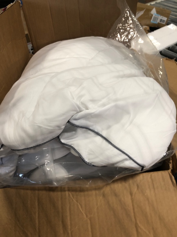 Photo 3 of ****USED**8NEED TO BE CLEANED** Mattress Pad King Size - Extra Thick Mattress Cover - Pillow Top Deep Pocket with Breathable 7D Spiral Fiber Filling Cooling Mattress Topper White King