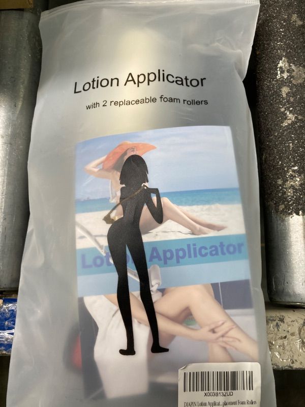Photo 1 of Lotion Applicator For Back and Body - Self Tanner and Sunscreen Applicator for Lotion and Tanning Oils