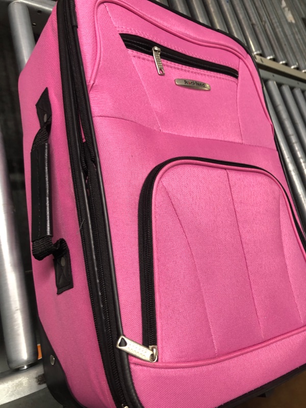 Photo 4 of ****USED*** Rockland Fashion Softside Upright Luggage Set, Expandable, Pink, 2-Piece (14/19)