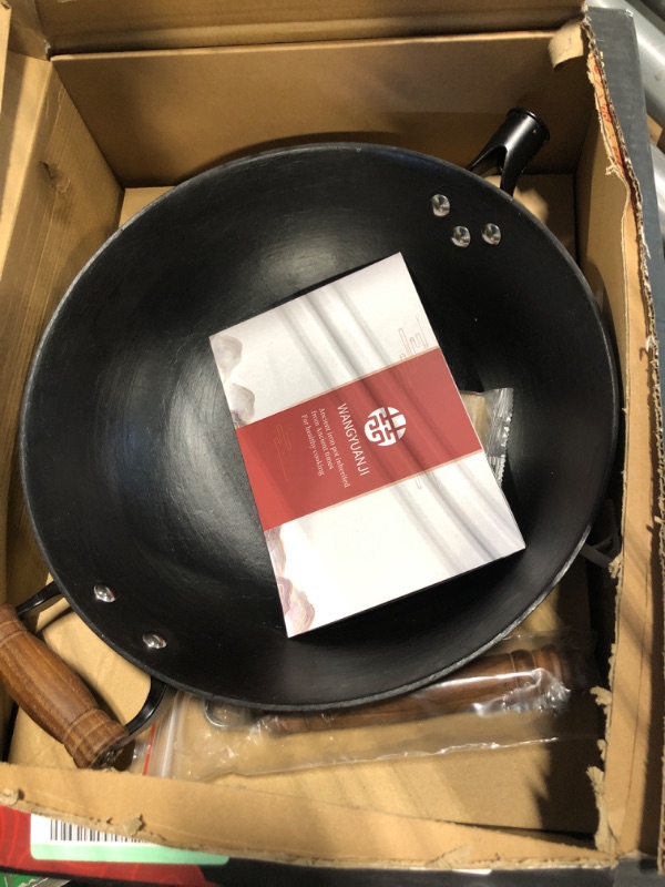 Photo 1 of ***SELLING AS PARTS NO RETURNS***
WANGYUANJI Cast Iron Wok Pan 12 inch Flat Bottom with Wooden Handle and Lid, Large Wok Stir Fry Pan Suitable for All Cooktops, Chinese wok with Free Dishcloth and Brush 12.59" Black