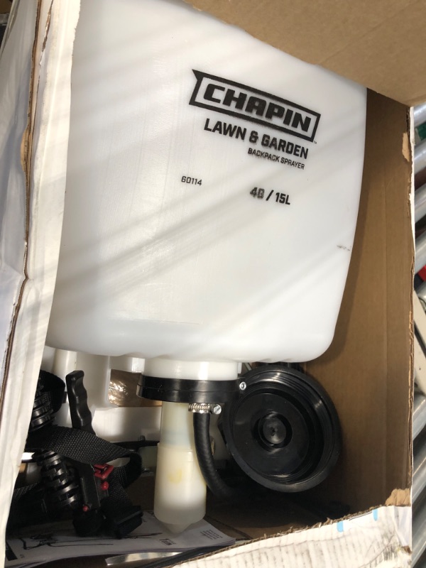 Photo 3 of ****USED***Missing wand, missing the lever missing lid**** Chapin 60114 Made in USA 4-Gallon Backpack Sprayer with 3-Stage Filtration System Pump Pressured Sprayer, for Spraying Plants, Garden Watering, Lawns, Weeds and Pests, Translucent White
 
