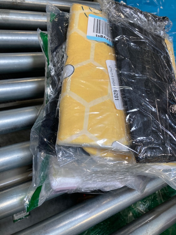Photo 1 of 
***BUNDLED BAG OF  ***
