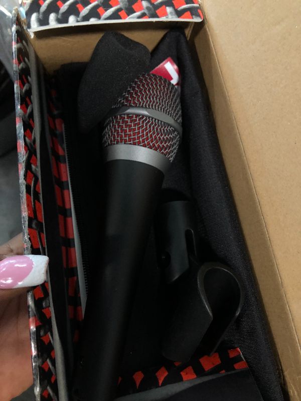 Photo 5 of ** missing connection cable*
SE V7 Studio Grade Handheld Microphone Supercardioid
